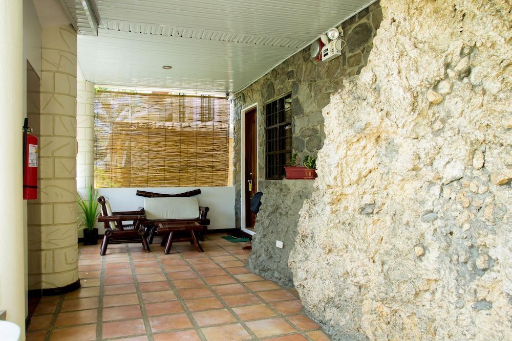 Greenyard Inn Manoc-Manoc Kültér fotó
